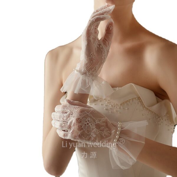 Women's Exquisite Lace Pearl Gloves - Image 9