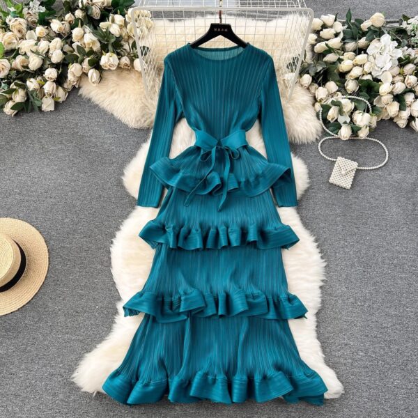 Cake Heavy Industry Pleated Slim Long Dress - Image 4