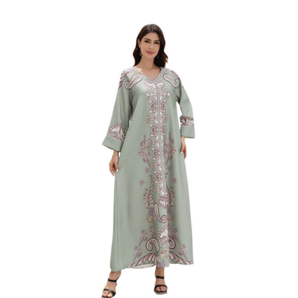 Muslim Women's Wear Robe Printing Hot Bead V-neck Turned Cuff Dress - Image 5