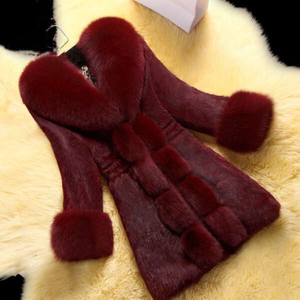 New Style Rabbit Fur Ladies Fur Coat - Image 5