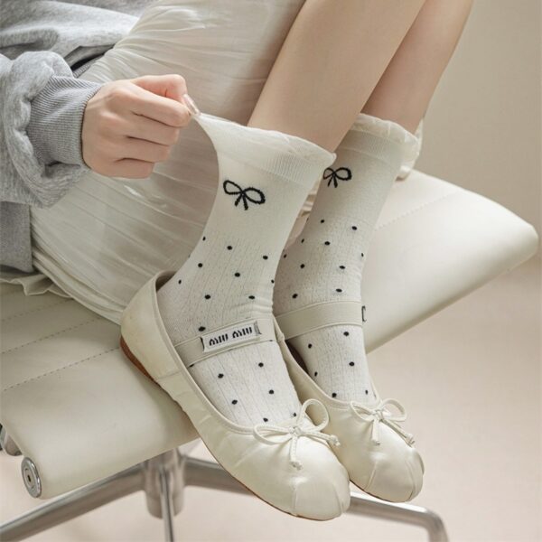 Three-dimensional Curling Polka Dot Bow Female Ballet Style Pure Cotton Mid-calf Length Socks - Image 2