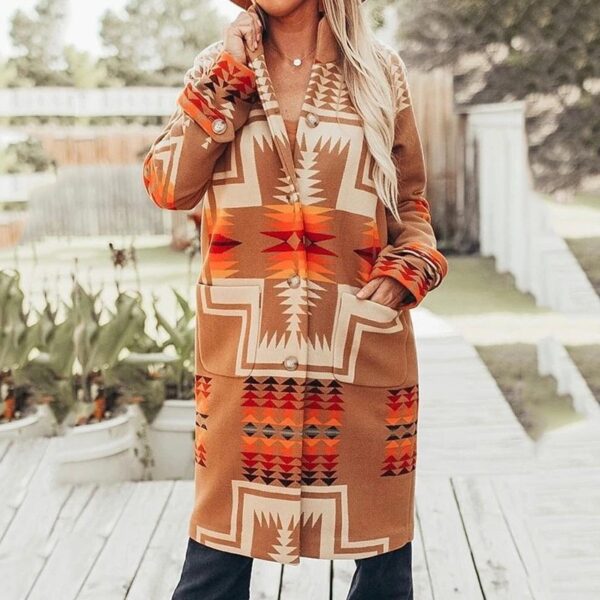 Patchwork lapel buttoned woolen coat