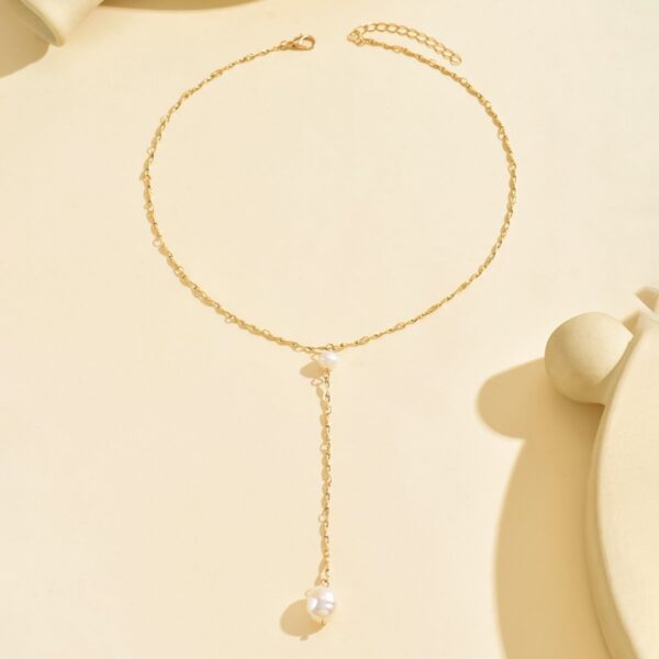 Elegant Gold-Tone Pearl Drop Necklace -  Stylish And Lightweight Jewelry - Image 2