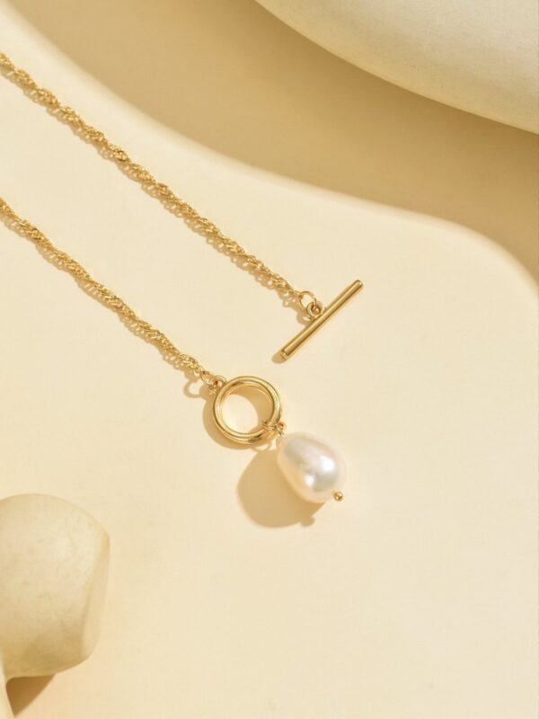 Elegant Gold-Tone Pearl Pendant Necklace -  Stylish And Lightweight Jewelry - Image 5