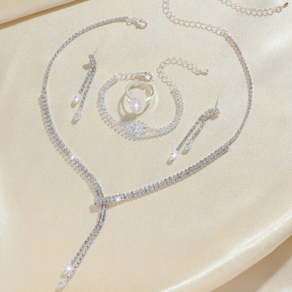 Fashion Simple Necklace Earring Bracelet Four-piece Set - Image 4