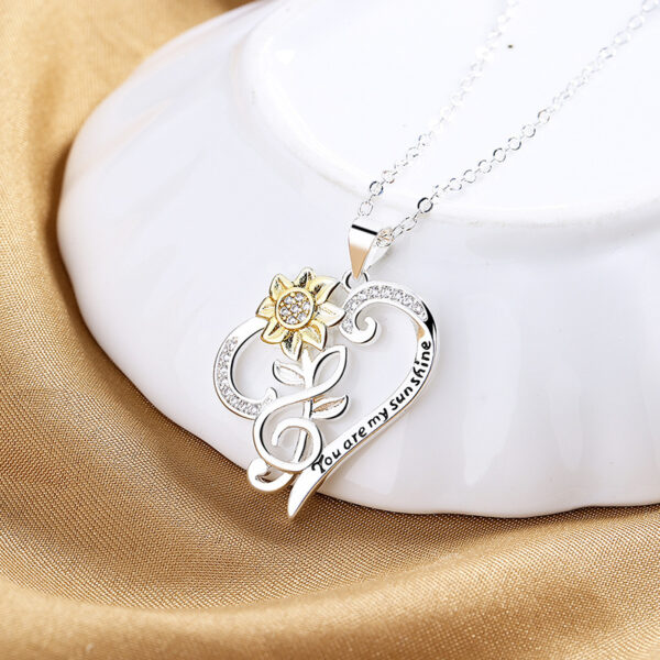 Pastoral Style Two-color Sunflower Pendant Trend Heart Clavicle Chain - Image 4