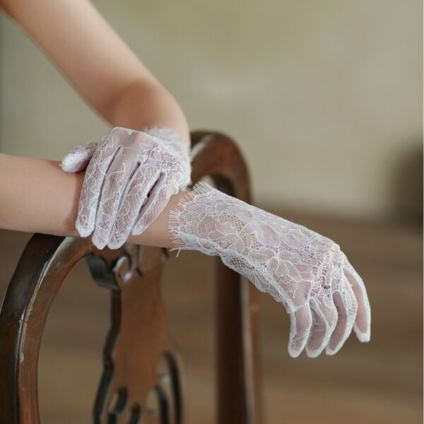 New Super Fairy White Lace Tulle Bride Photo Gloves - Image 8